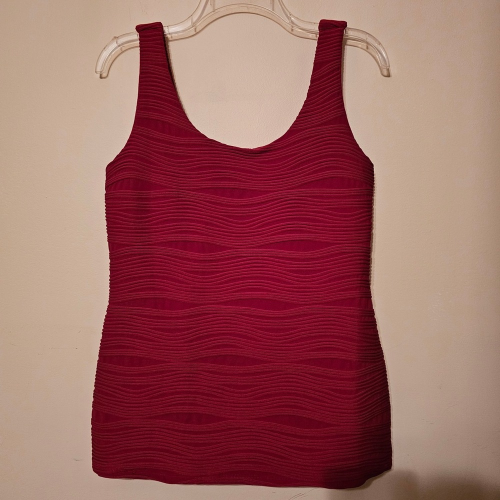 Cocomo Red Wavy Textured Tank Top Sleeveless Scoop Neck Blouse Red Medium
